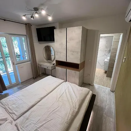 H&h - Adults Only Bed & Breakfast