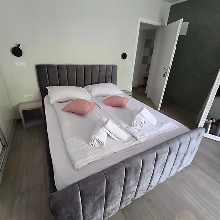 H&h - Adults Only Bed & Breakfast *